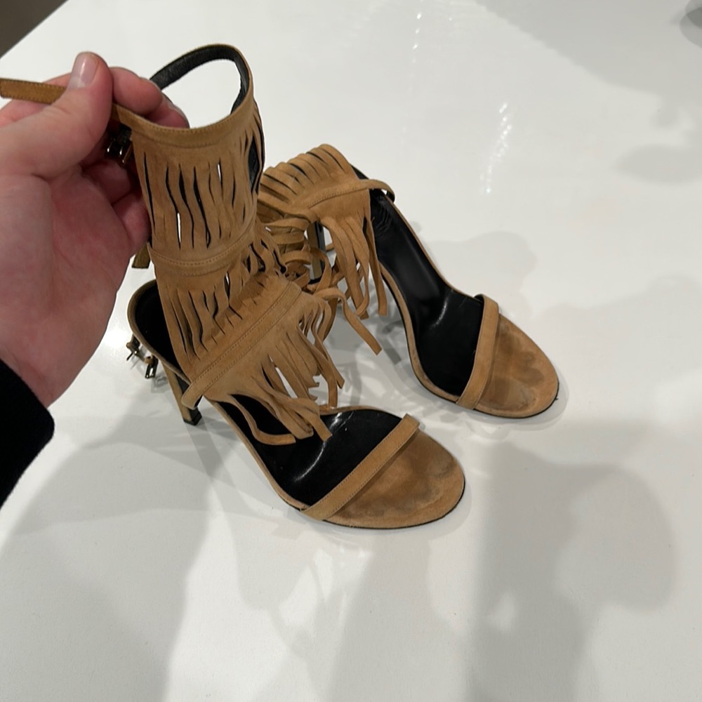 GUCCI BROWN SUEDE HEELS SIZE 36.5